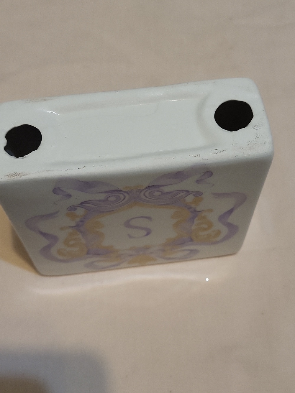 'S' Monogram Decor - Picture 6 of 6
